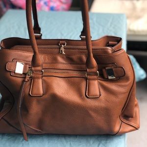 Aldo Satchel